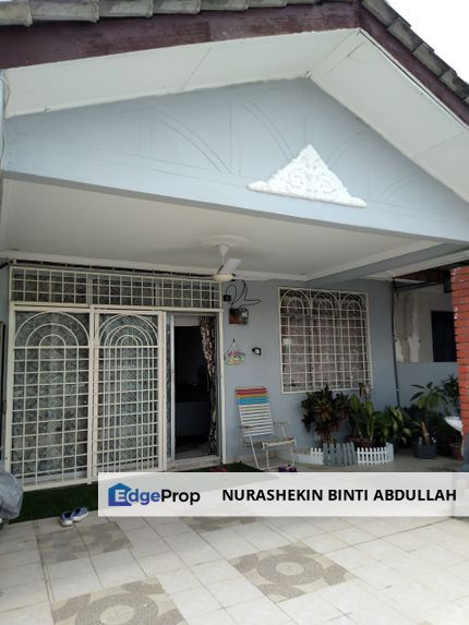 Single Storey Terrace Seksyen 2, Bandar Rinching, Semenyih, Selangor, Semenyih