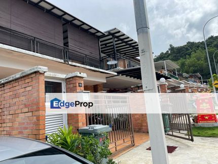 End Lot Goodview Heights Upper Unit Hibiscus Townhouse, Kajang Sg Long, Selangor, Kajang