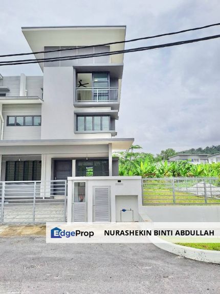 For Rent 3 Storey Semi D, Taman Sentosa Damai, Kampung Teras Jernang , Selangor, Kajang