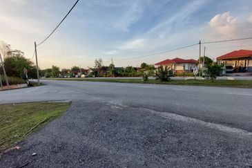 Bandar Tasik Senangin