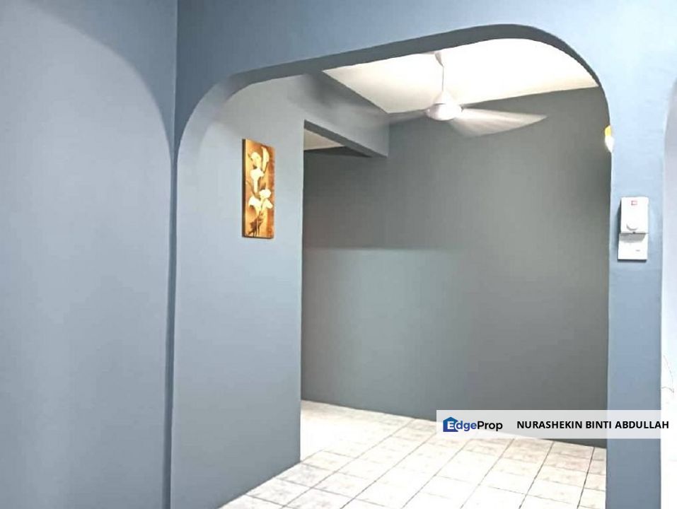 Renovated Double Storey Terrace Bandar Tasik Kesuma Beranang., Selangor, Semenyih