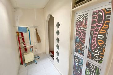 Seksyen 6 @ Bandar Bukit Mahkota