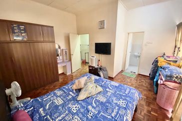 Seksyen 6 @ Bandar Bukit Mahkota