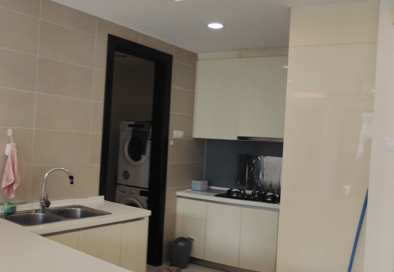 PELAGOS DESIGNER SUITES @ WATERFRONT