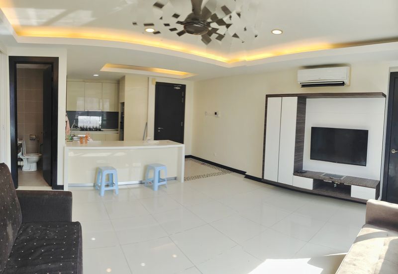 PELAGOS DESIGNER SUITES @ WATERFRONT