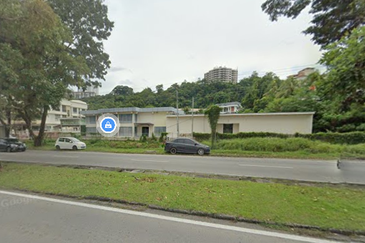 Warehouse 23,000 sf retail outlet