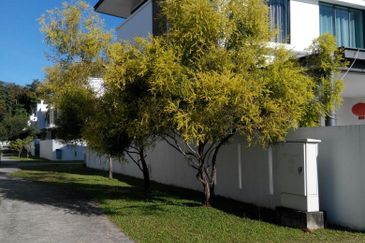 Taman Manikar Signal Hill