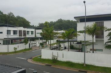 Taman Manikar Signal Hill