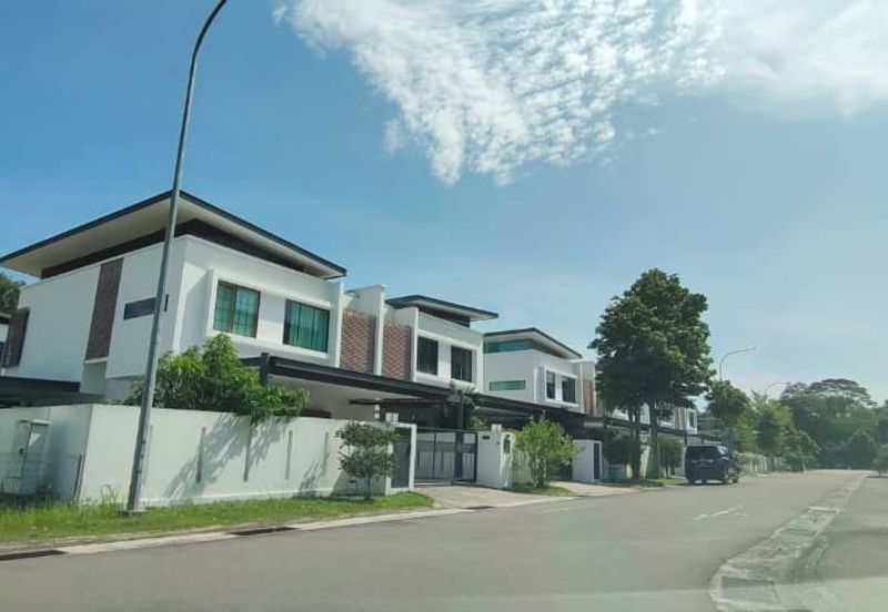 Taman Manikar Signal Hill