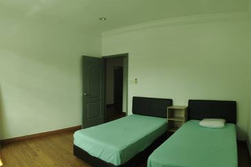 KK bungalow 6000sf 5bedrooms Taman Kiansom Height