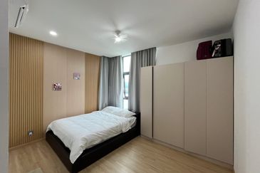 The Peak Vista (Likas)