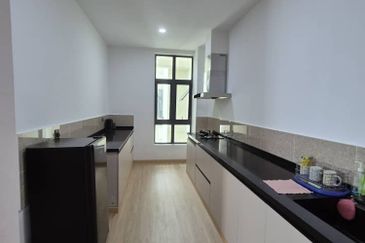 The Peak Vista (Likas)