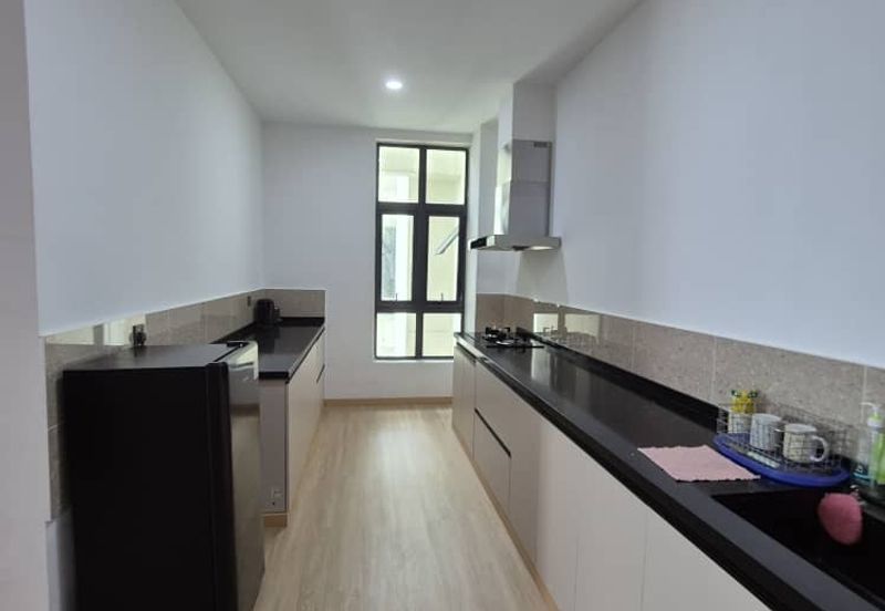 The Peak Vista (Likas)