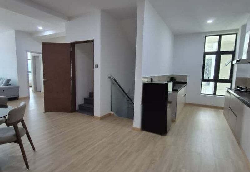 The Peak Vista (Likas)