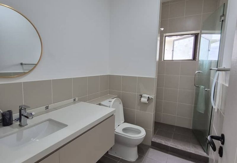 The Peak Vista (Likas)