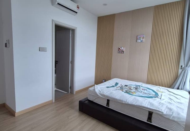 The Peak Vista (Likas)