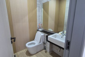 The Peak Vista (Likas)