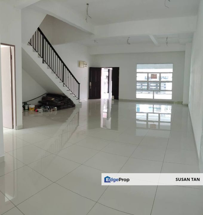 Taman Kim Leng 3storey 5rooms Damai near QE2, Sabah, Kota Kinabalu