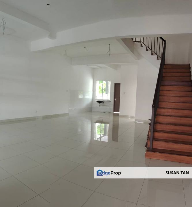 Taman Kim Leng 3storey 5rooms Damai near QE2, Sabah, Kota Kinabalu