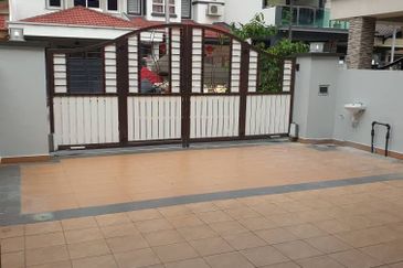 Jalan Kerongsang 6 Bandar Puteri Klang for sale