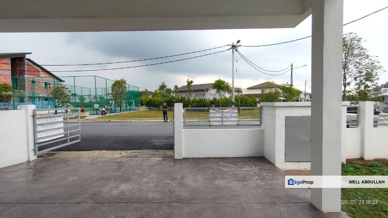 Taman Desiran Bayu semi-D for sale, Selangor, Puchong