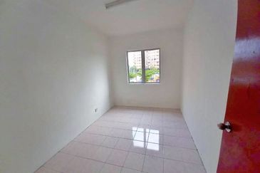 Pangsapuri Damai, Subang Bestari