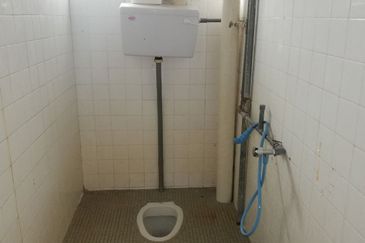 Flat Pinggiran Batu Caves Non-Bumi Low lavel unit 