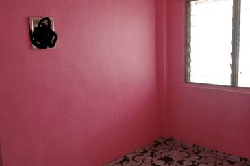 Flat Pinggiran Batu Caves Non-Bumi Low lavel unit 