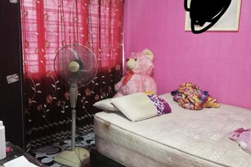 Flat Pinggiran Batu Caves Non-Bumi Low lavel unit 