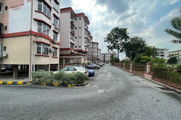 Subang Perdana Goodyear Court 8