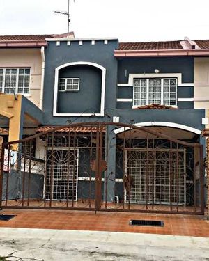OPEN FACING RENOVATED 2 STOREY BANDAR PUNCAK ALAM for Sale @RM400,000 ...