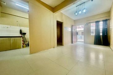 Seri Perindu Apartment