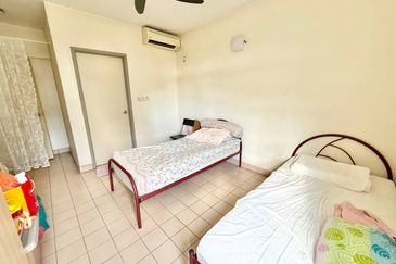 Perdana Exclusive Condominium