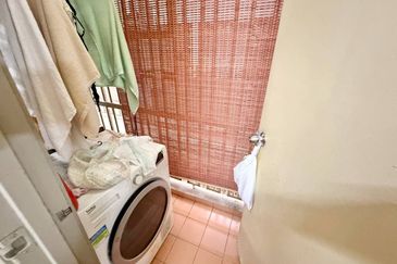 Perdana Exclusive Condominium