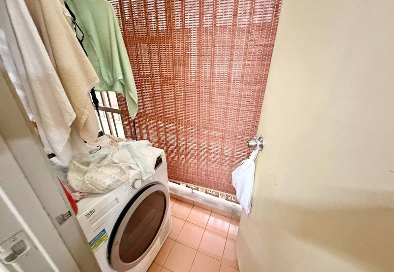 Perdana Exclusive Condominium