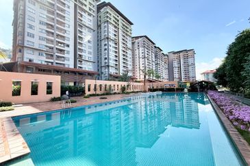 Perdana Exclusive Condominium