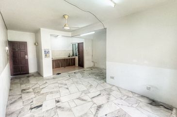 Residensi Warnasari 3