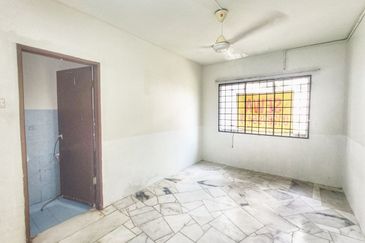 Residensi Warnasari 3