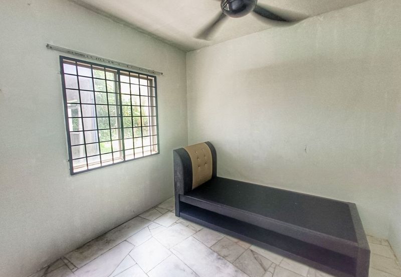 Residensi Warnasari 3