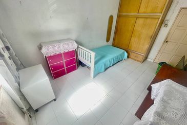 Flat PKNS AU3 (Blok 1 - 6)