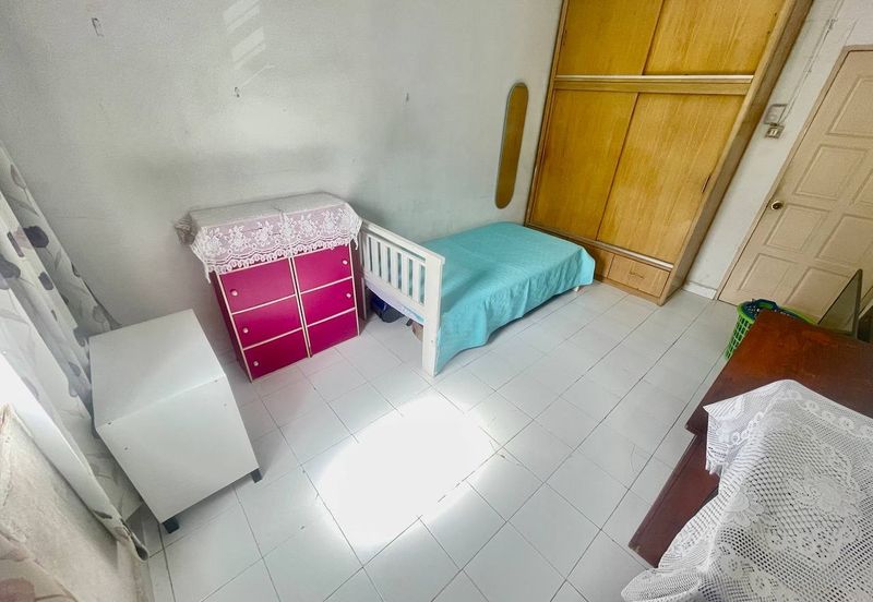 Flat PKNS AU3 (Blok 1 - 6)