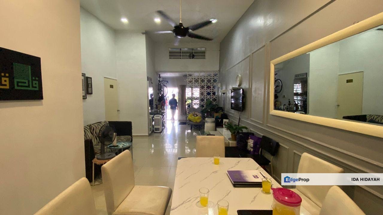 Selayang Mutiara Batu Caves Single Storey Semi D Renovated For Sale, Selangor, Selayang