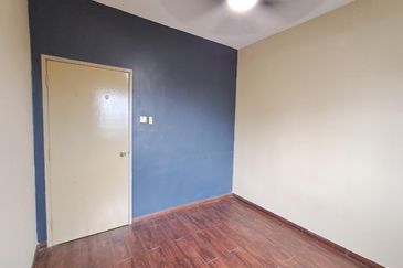 Angsana Apartment @ Taman Raintree