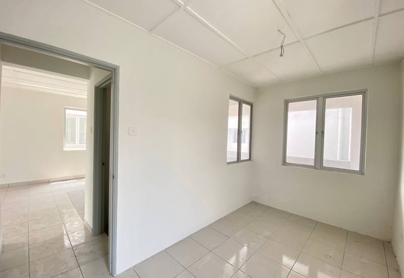 Seroja Apartment (Putra Perdana)