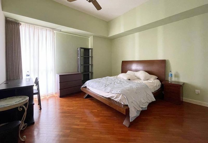 Hampshire Park Condominium