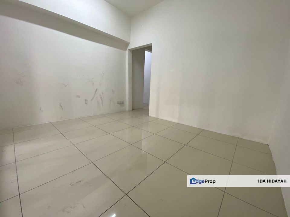 Residensi Kerinchi Penthouse Tingkat 18 Facing Kl Gateway For Sale, Kuala Lumpur, Pantai Dalam/Kerinchi