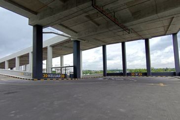 Multi Level Warehouse Shah Alam Seksyen 33 For Rent