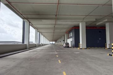 Multi Level Warehouse Shah Alam Seksyen 33 For Rent