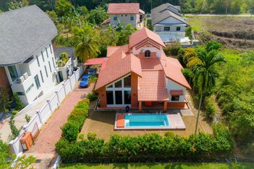 Sungai Buloh Country Resort