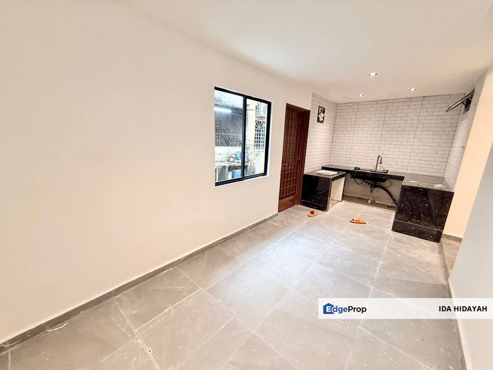 Taman Puchong Indah Puchong Renovated For Sale, Selangor, Puchong